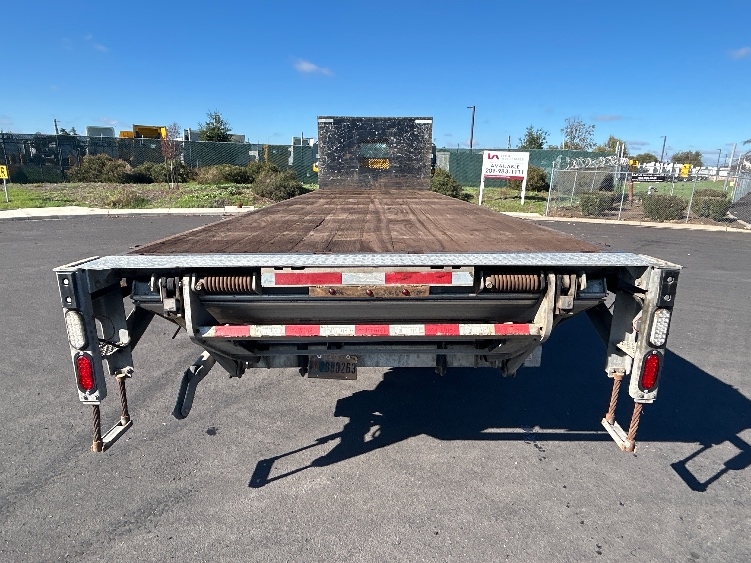 2020 Freightliner M2 106 in Ceres, CA — photo 8