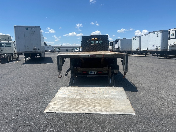 2020 Freightliner eM2 in Obetz, OH — photo 9