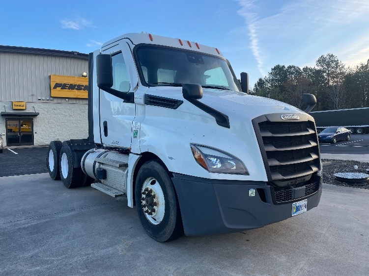 2021 Freightliner Cascadia