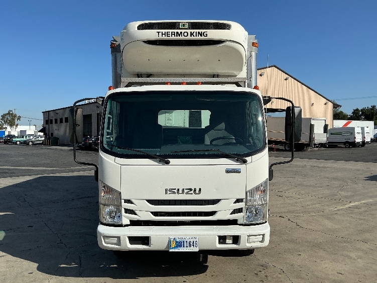 2020 Isuzu NRR in Torrance, CA — photo 2