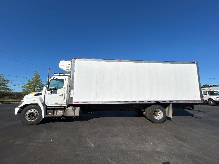 2020 Hino 338 in West Babylon, NY — photo 4