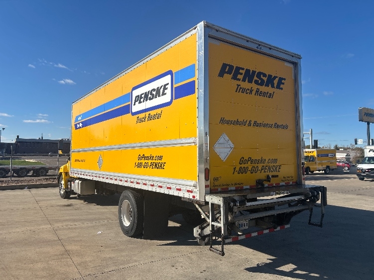 2020 Hino 338 in Roseville, MN — photo 6