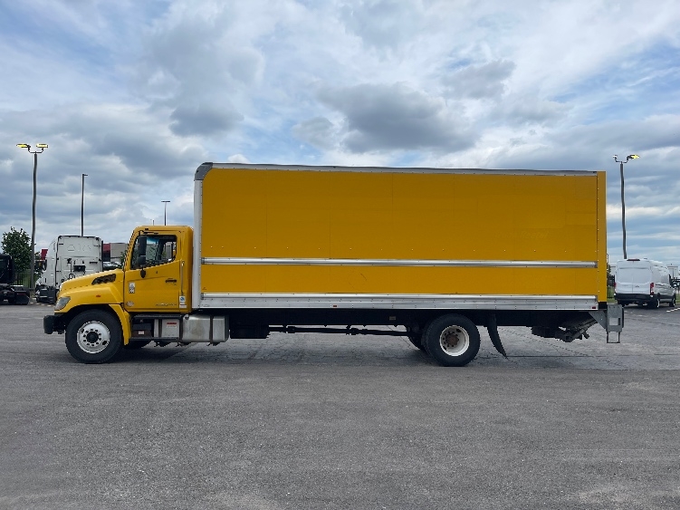 2020 Hino 338 in Kansas City, MO — photo 4
