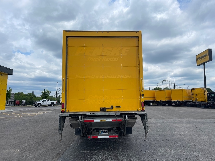 2020 Hino 338 in Kansas City, MO — photo 7