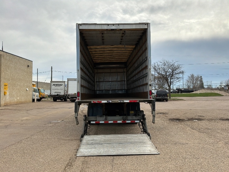 2020 Hino 268 in Sioux Falls, SD — photo 9