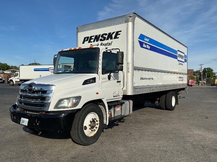 2020 Hino 268 in Moberly, MO — photo 3
