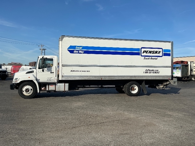 2020 Hino 268 in Moberly, MO — photo 4