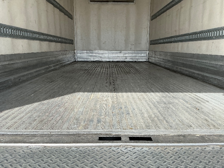 2020 Hino in Essex, MD — photo 10