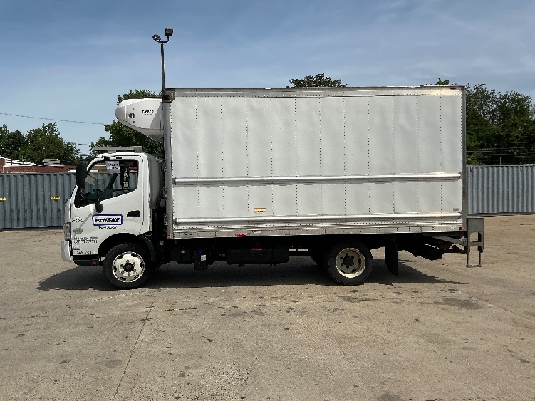 2020 Hino in Essex, MD — photo 4