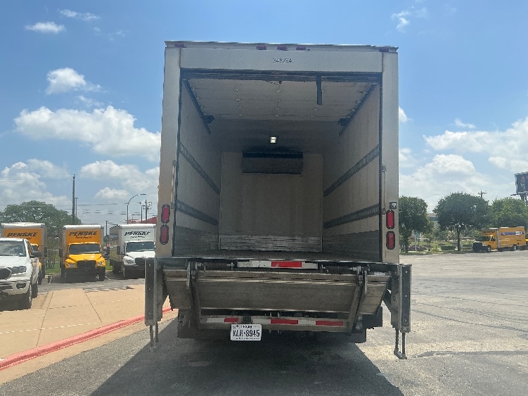 2020 Hino in San Antonio, TX — photo 8