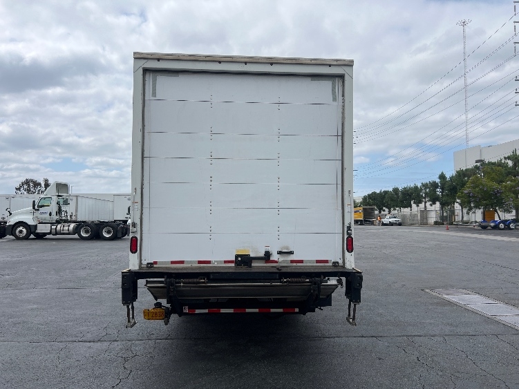 2021 Isuzu NQR in Torrance, CA — photo 7