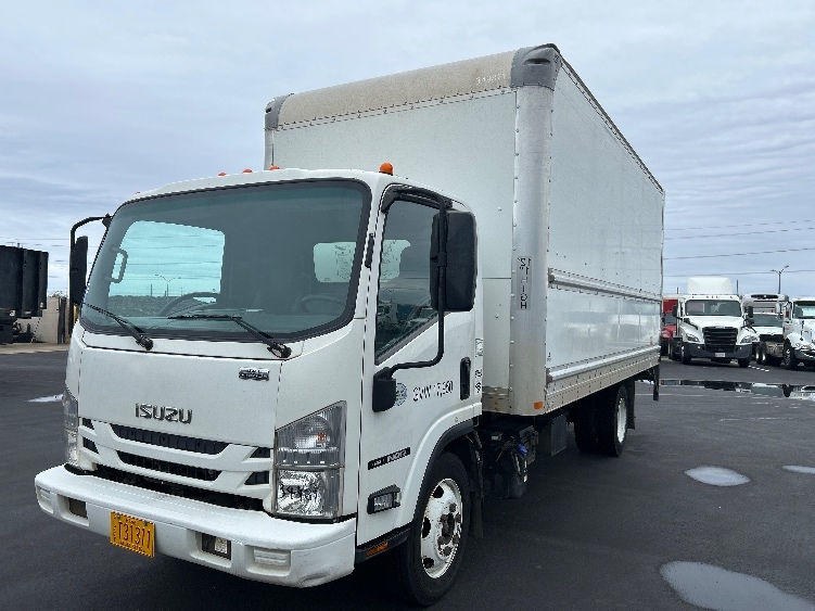 2020 Isuzu NQR in Torrance, CA — photo 3