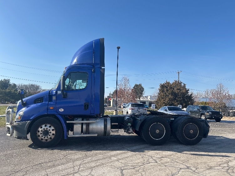 2020 Freightliner in Elkhart, IN — photo 4