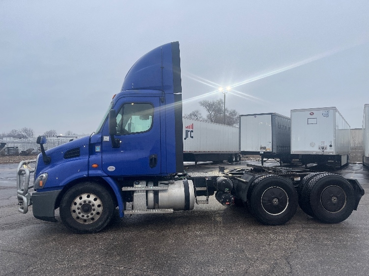 2020 Freightliner in Elkhart, IN — photo 4