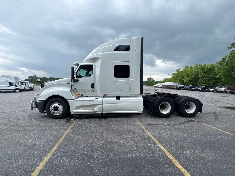 2020 International LT in Middlefield, OH — photo 4