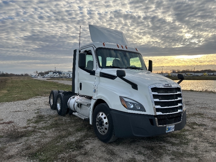 2020 Freightliner Cascadia