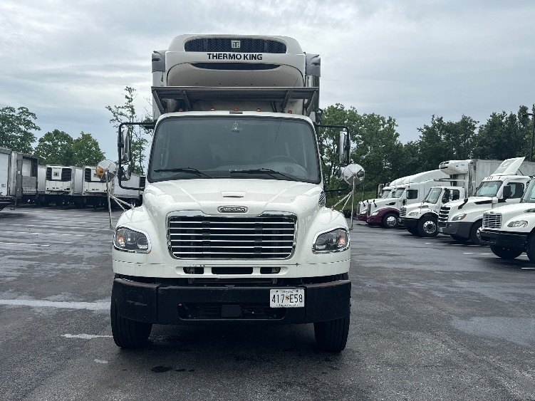 2020 Freightliner eM2 in Jessup, MD — photo 2