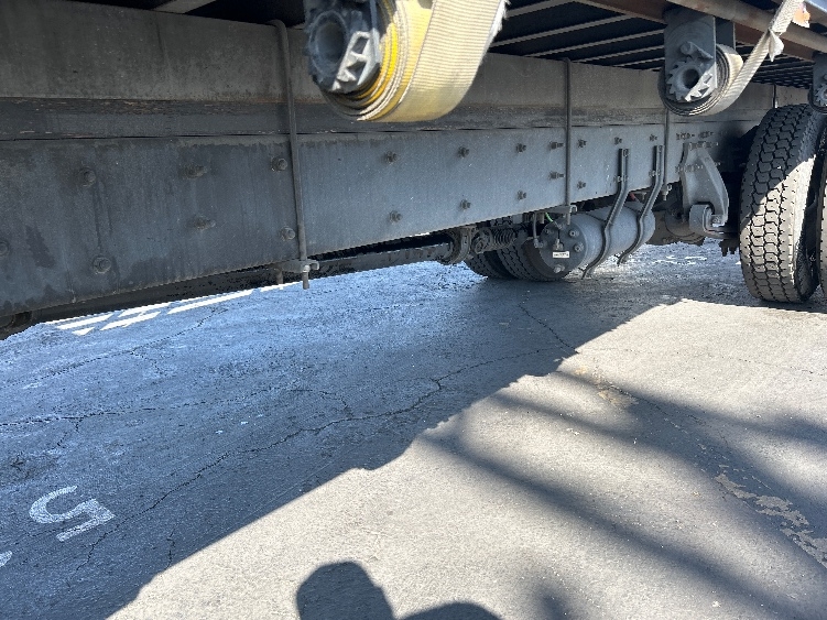 2021 Freightliner eM2 in Torrance, CA — photo 5