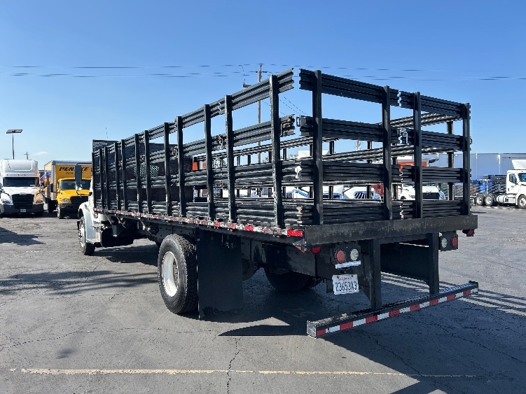 2021 Freightliner eM2 in Torrance, CA — photo 6