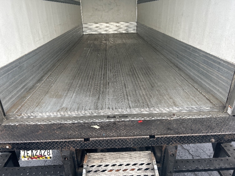 2020 Freightliner M2 106 in Baltimore, MD — photo 10