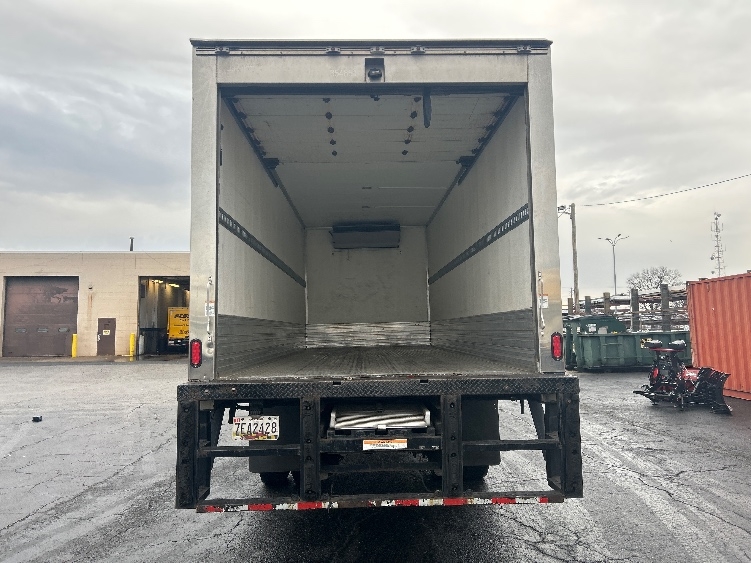 2020 Freightliner M2 106 in Baltimore, MD — photo 8