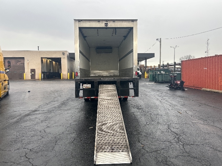 2020 Freightliner M2 106 in Baltimore, MD — photo 9