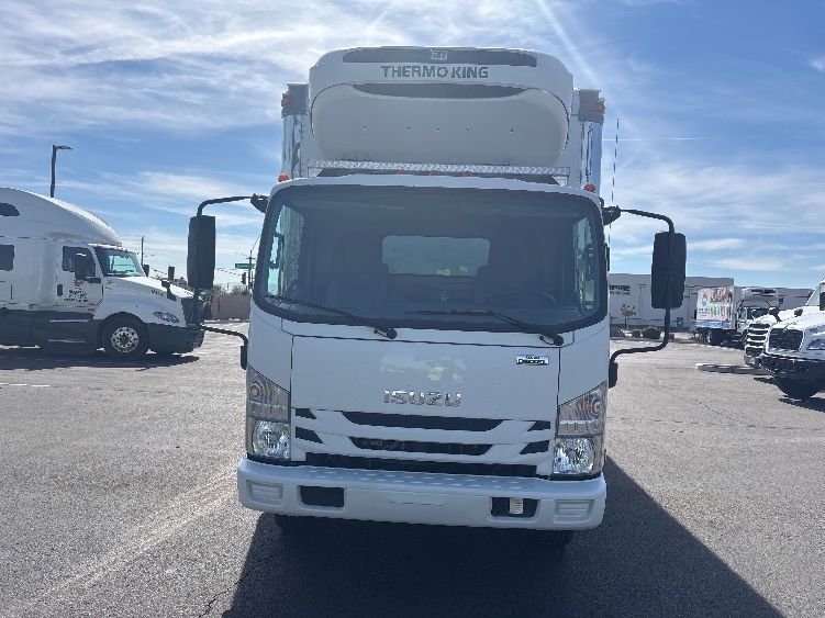 2020 Isuzu NRR in Phoenix, AZ — photo 2