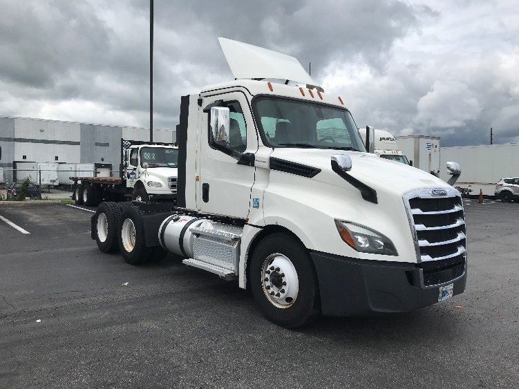 2020 Freightliner Cascadia