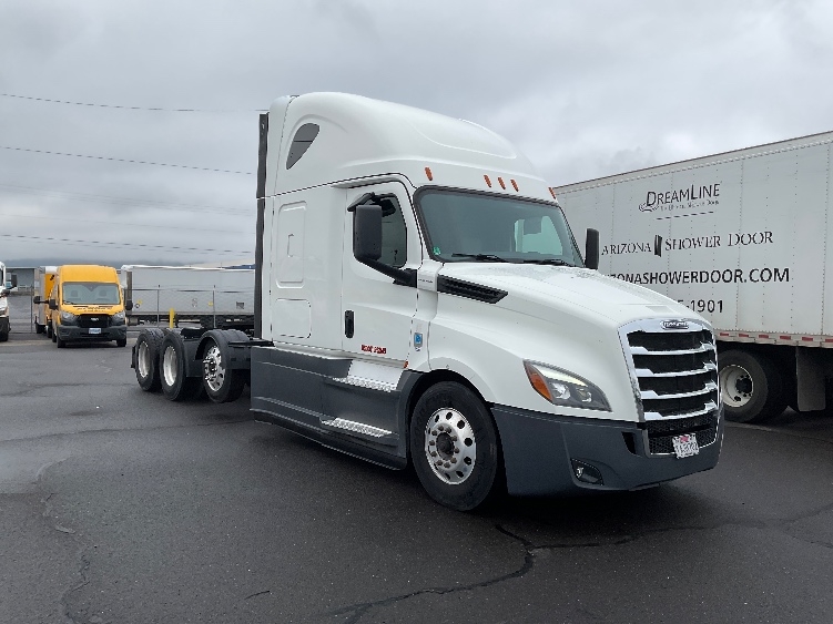 2020 Freightliner Cascadia
