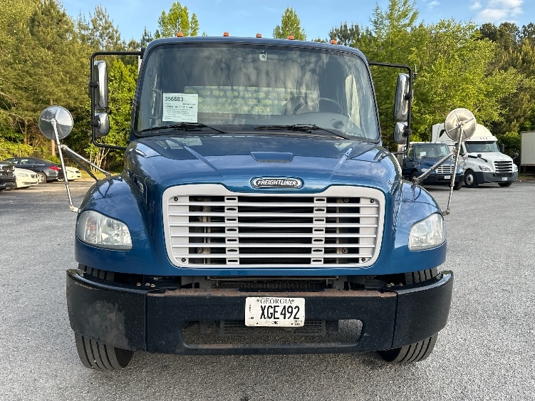 2020 Freightliner eM2 in Atlanta, GA — photo 2