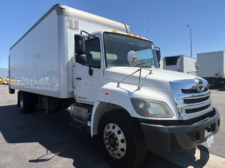 2020 Hino 338