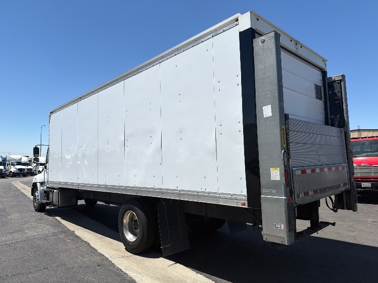 2020 Hino 338 in Fontana, CA — photo 6