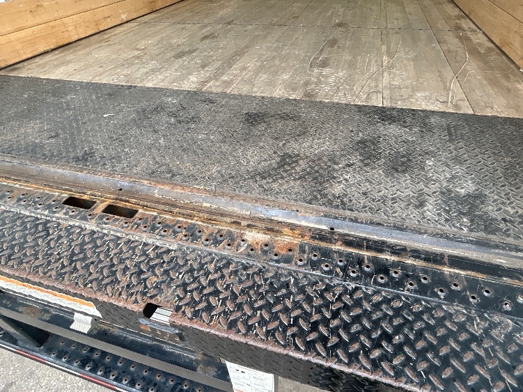 2020 Freightliner eM2 in La Porte, IN — photo 10