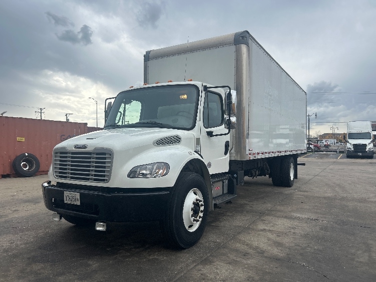 2020 Freightliner eM2 in La Porte, IN — photo 3