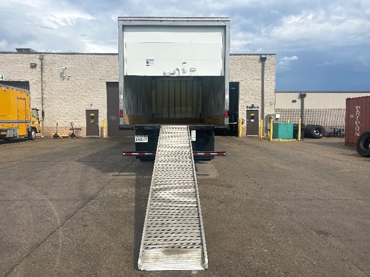 2020 Freightliner eM2 in La Porte, IN — photo 9