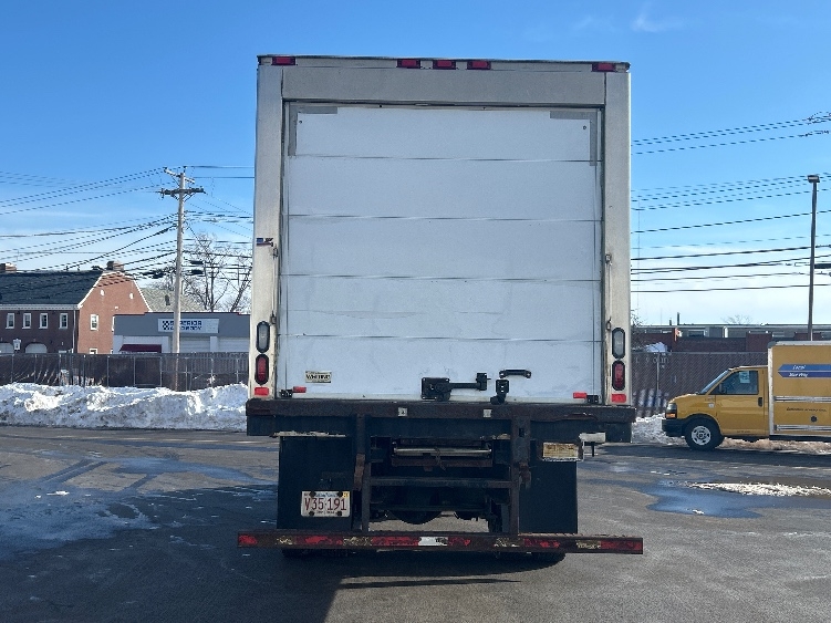 2020 Hino 268 in Braintree, MA — photo 7