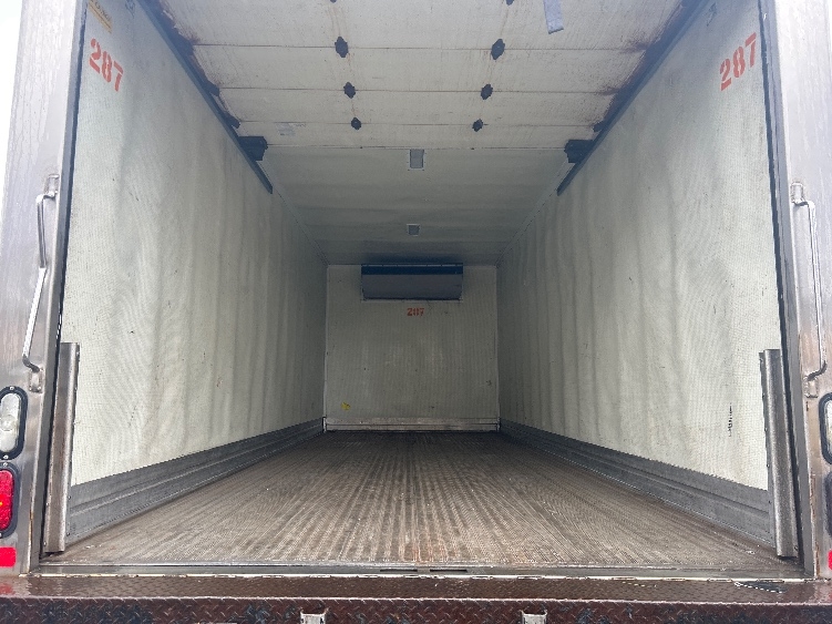 2020 Hino 268 in Braintree, MA — photo 10