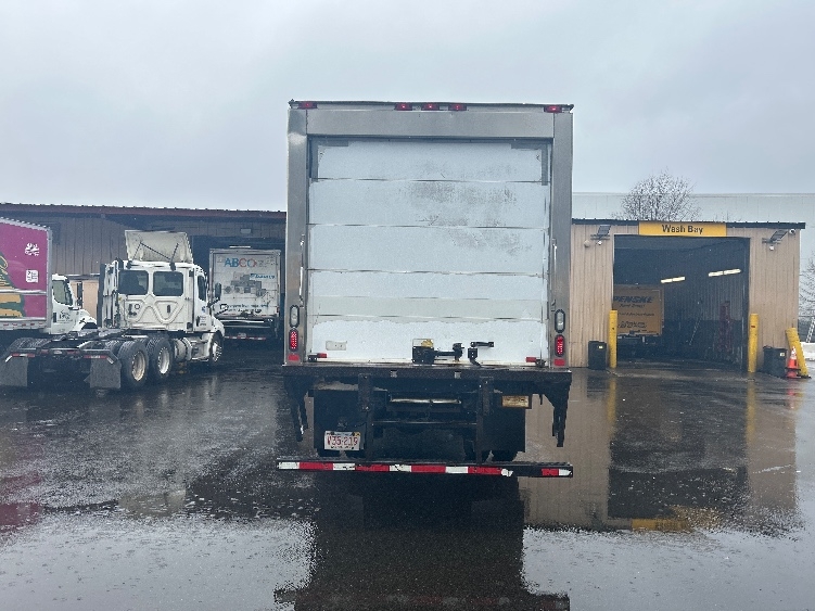 2020 Hino 268 in Braintree, MA — photo 7
