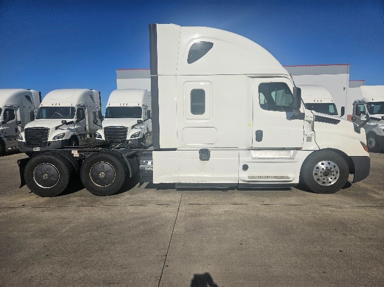 2020 Freightliner in Moberly, MO — photo 8