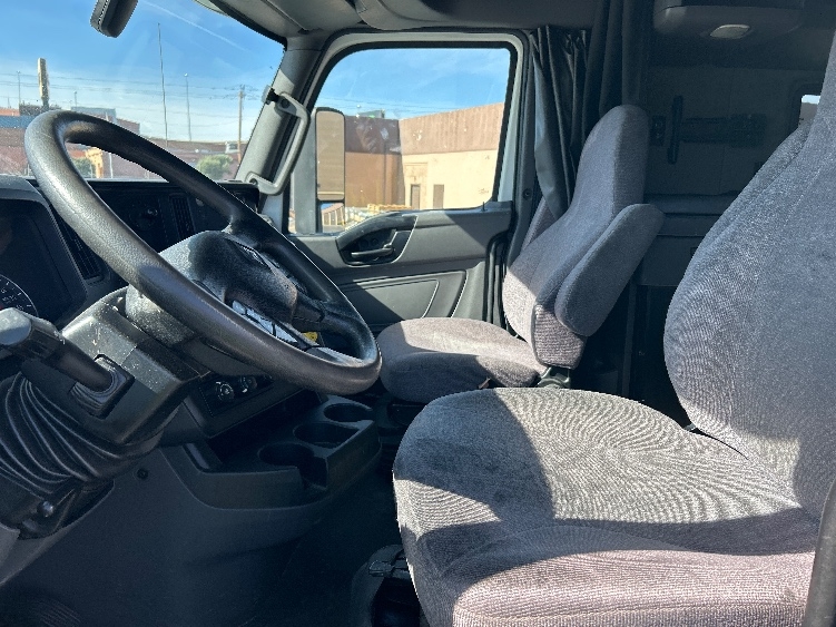 2020 International LT in Las Vegas, NV — photo 10