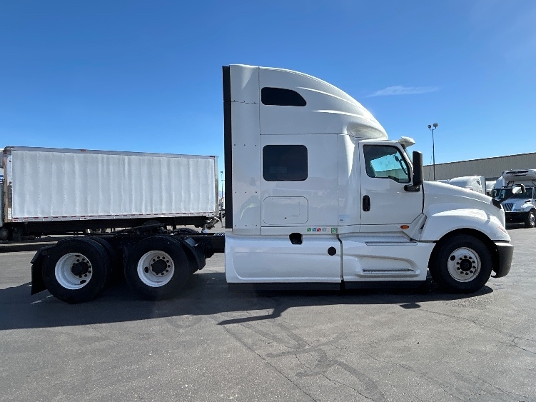 2020 International LT in Las Vegas, NV — photo 8