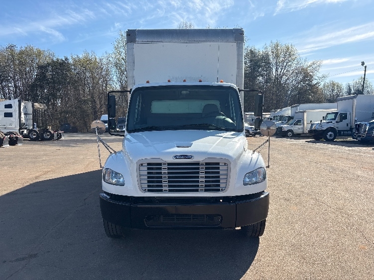 2020 Freightliner M2 106 in Greensboro, NC — photo 2