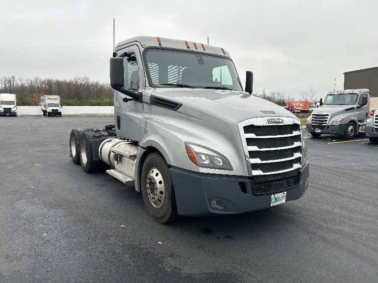 2020 Freightliner Cascadia