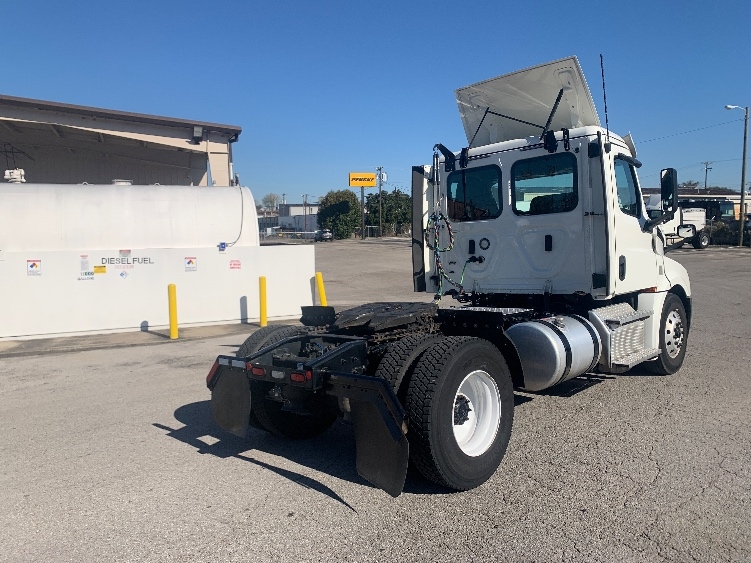 2020 Freightliner Cascadia in Nashville (Mount Juliet), TN — photo 7