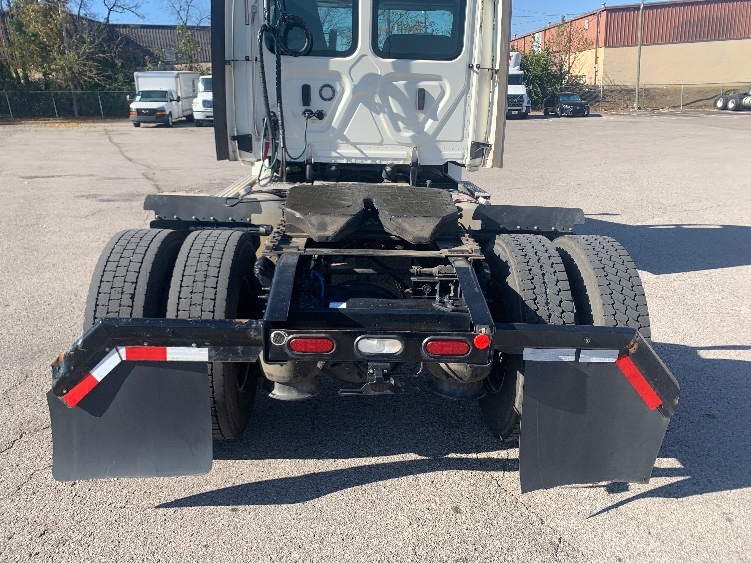 2020 Freightliner Cascadia in Nashville (Mount Juliet), TN — photo 6