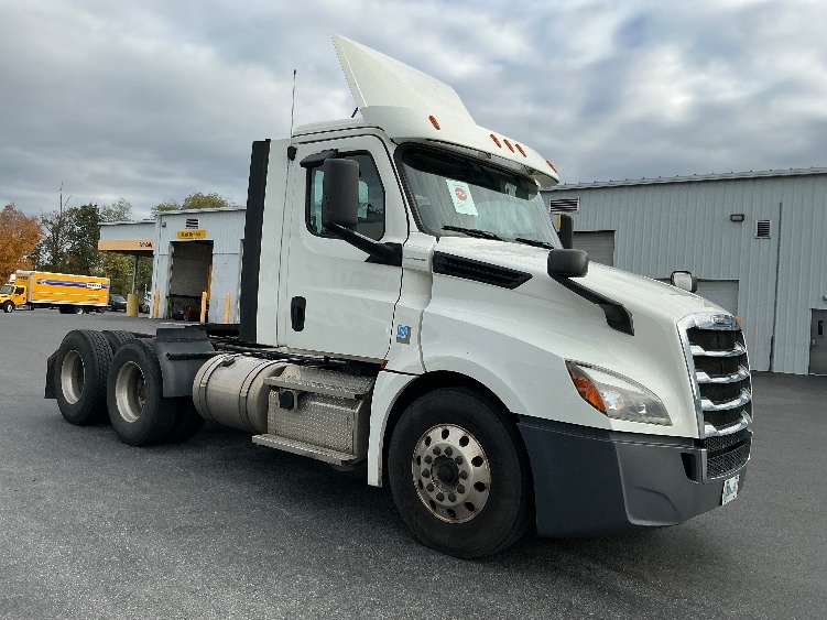 2020 Freightliner Cascadia