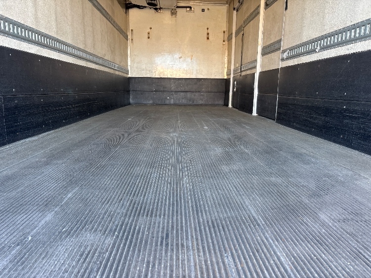 2020 Freightliner eM2 in Houston, TX — photo 10