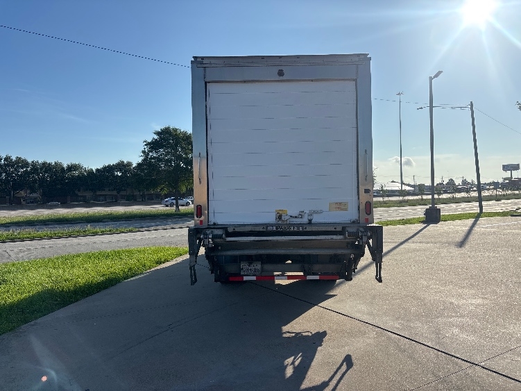 2020 Freightliner eM2 in Houston, TX — photo 7