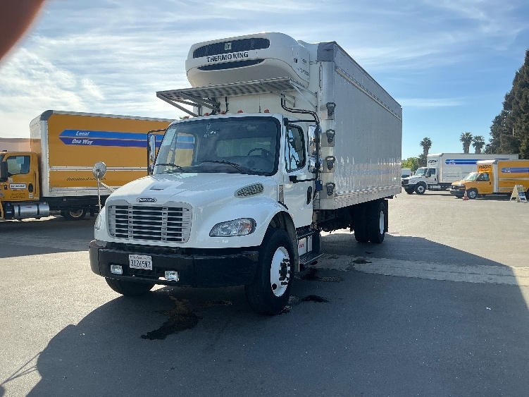 2020 Freightliner M2 106 in West Sacramento, CA — photo 3