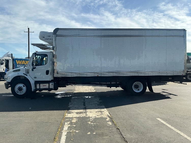 2020 Freightliner M2 106 in West Sacramento, CA — photo 4